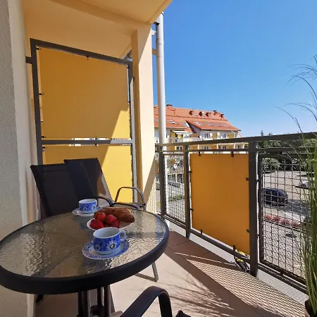 Apartment Piamola Powstancow Warszawy Stegna (Pomerania)